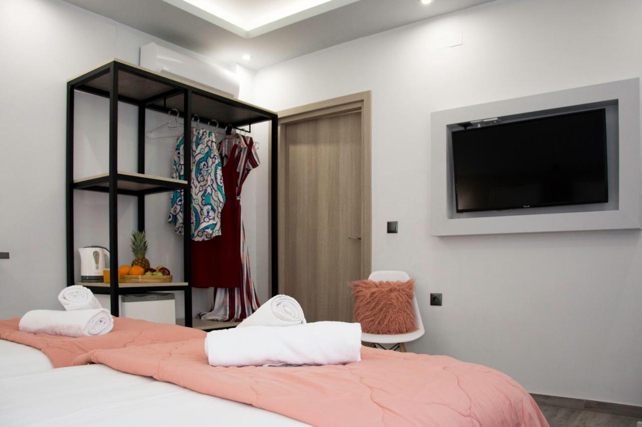 Big Max Guesthouse Kavos Luaran gambar